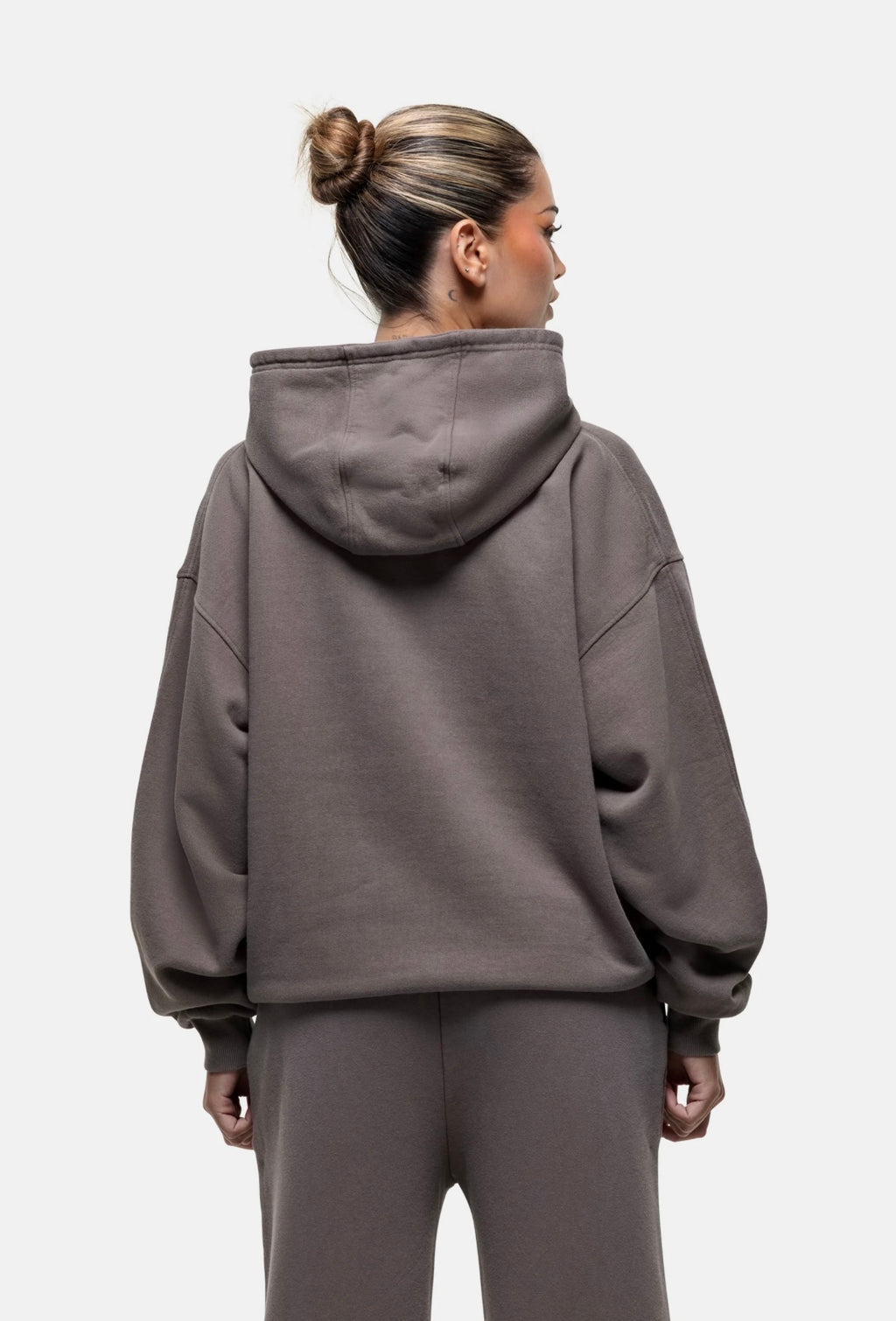 GFN Oversized Hoodie – Taupe | Women’s Street Fit