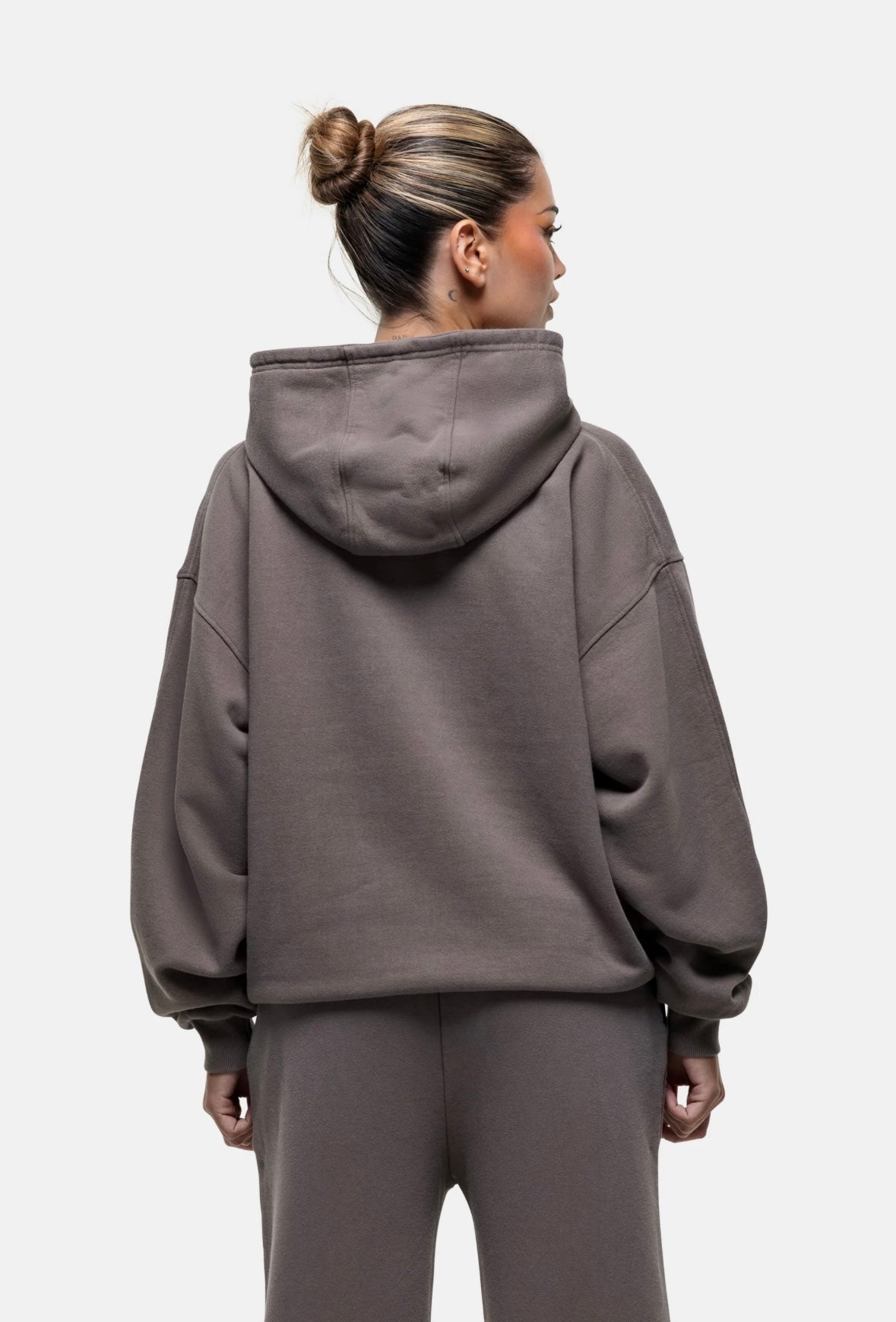 GFN Oversized Hoodie – Taupe | Women’s Street Fit