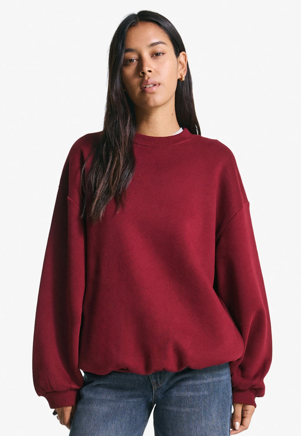 Oversized Streetwear Sweater – Essentials Collection