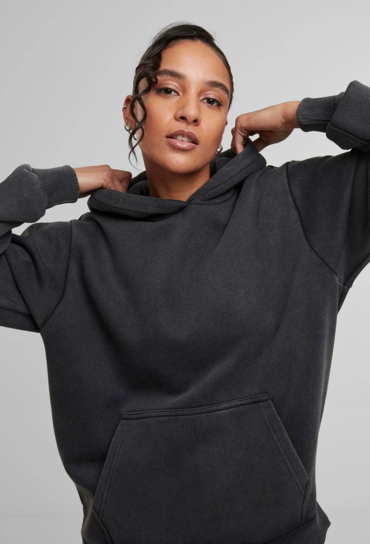 Street Classic Hoodie – Heavy Fit (Black)