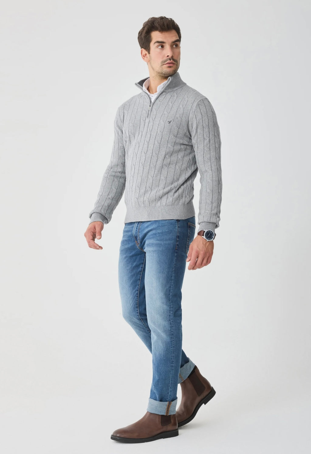 Men’s Premium Knit Sweater – Essential Fit